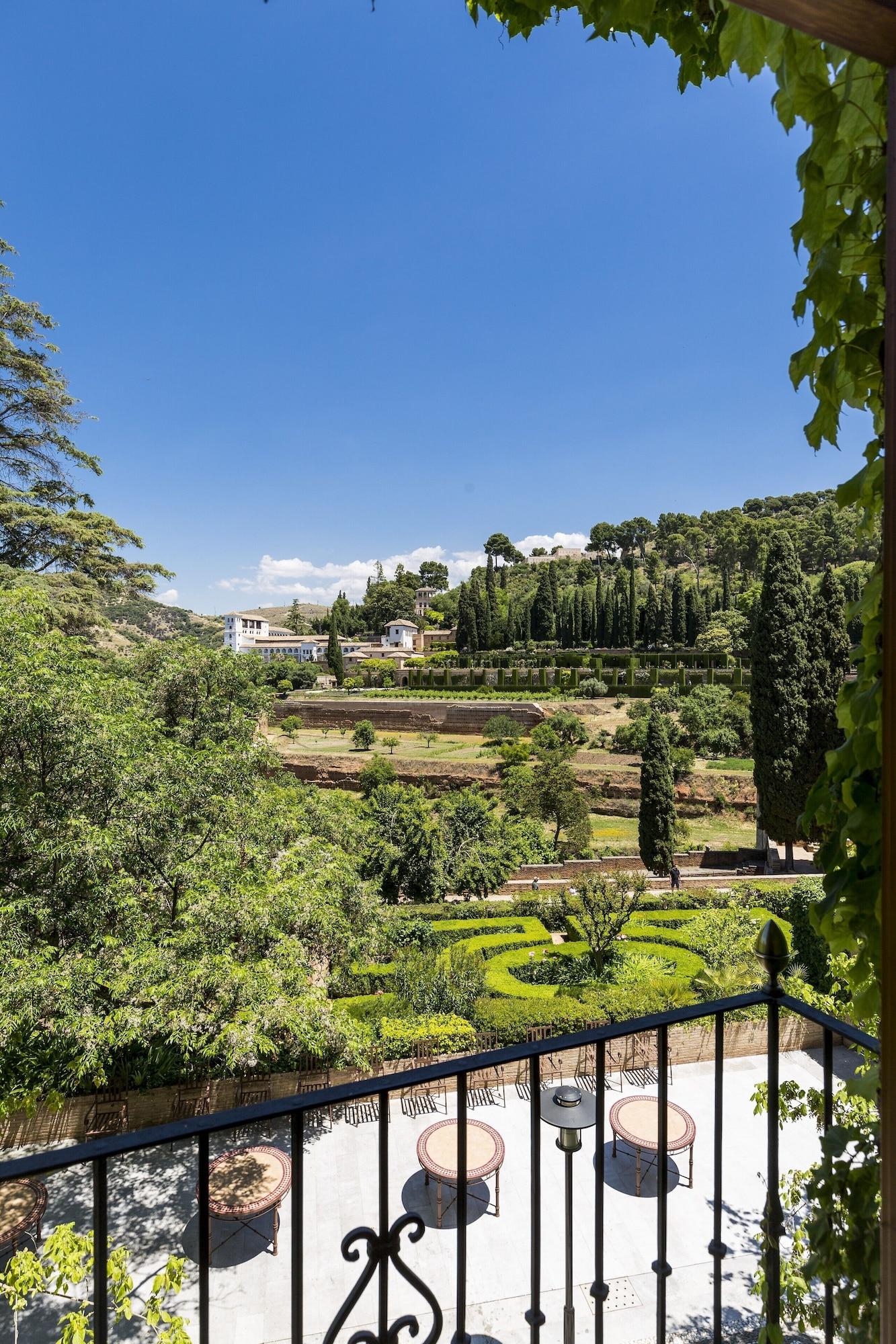 Parador De Granada Exteriör bild