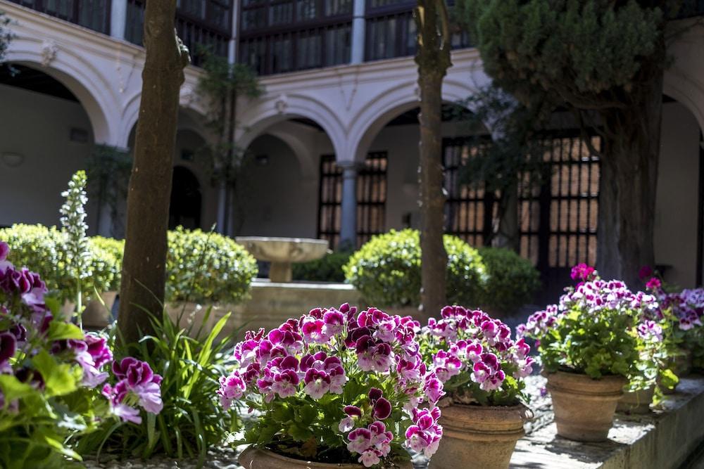 Parador De Granada Exteriör bild